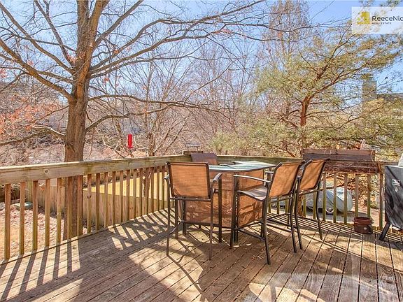 4th image of 1204 NW Timber Oak Dr