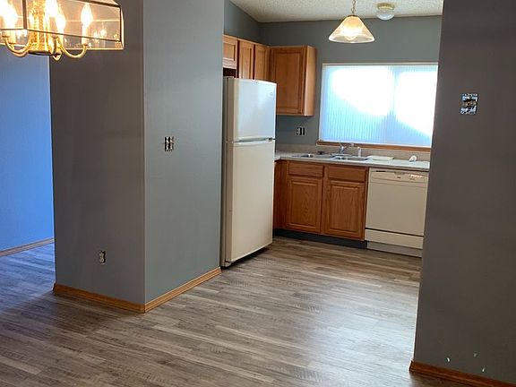 3rd image of 5375 Butterfield Dr