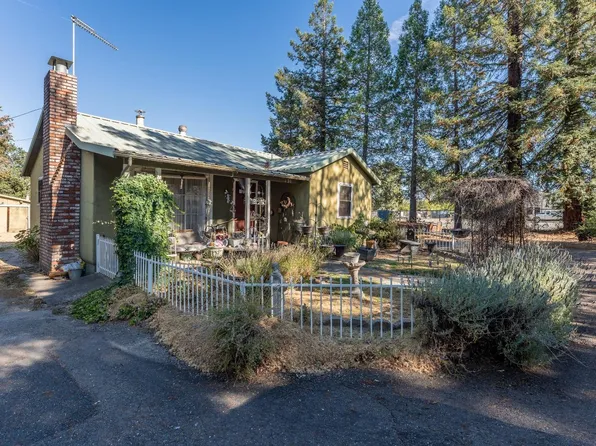 131 W Moore Street, Ukiah, CA 95482
