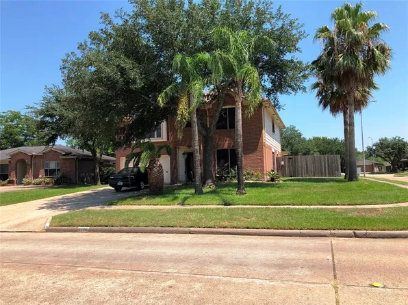 4702 Breckenridge Dr, Houston, TX 77066