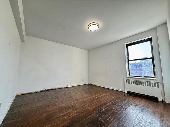 4th image of 4410 Macnish St APT 1G