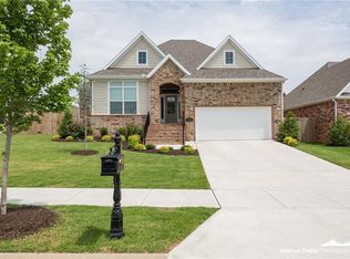 4772 W Marble Ridge Dr, Fayetteville, AR 72704