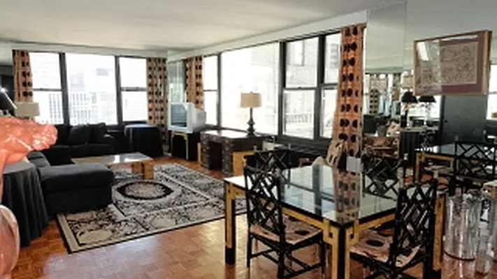 Rented by Corcoran | media 18