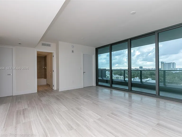 1451 Brickell Ave #905 — Photo 3