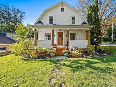 302 E Mission Rd, Green Bay, WI, 54301