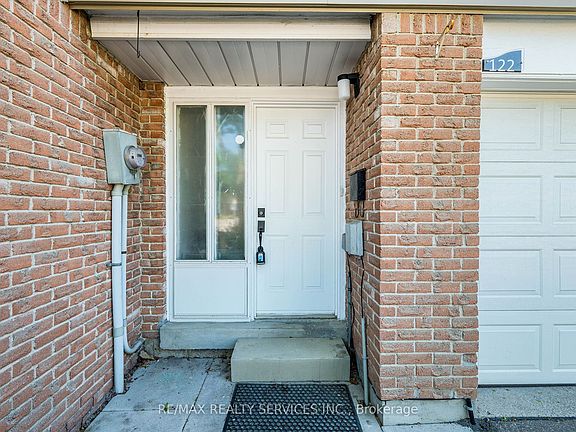 3rd image of 122 Ellerslie Rd Unit 122