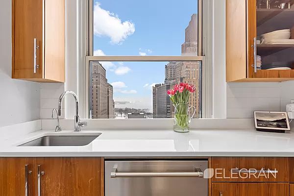 1st image of 88 Greenwich St APT 1603