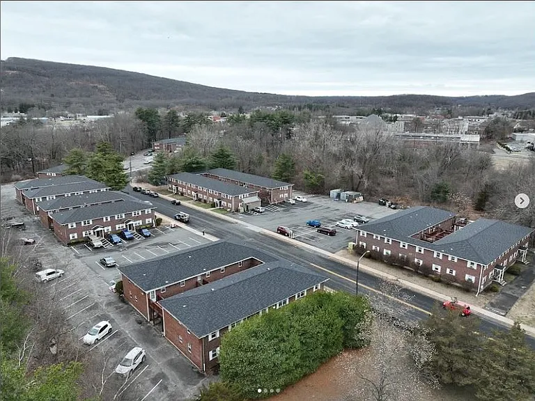 Pine Brook Terrace — Photo 10