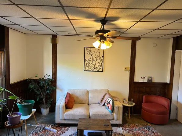 1814 Harpster St APT 2, Pittsburgh, PA 15212