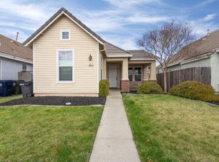 1917 Dawnelle Way, Sacramento, CA 95835