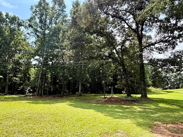 Millers Mill Rd — Photo 3