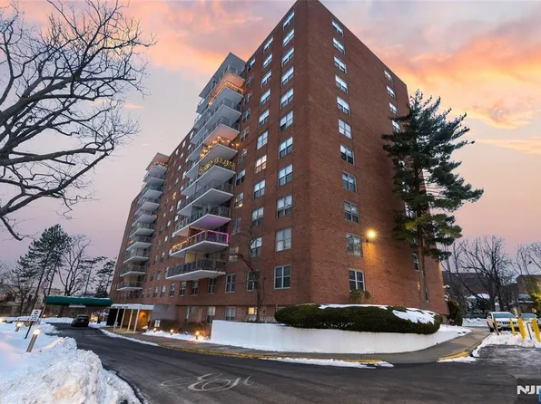 301 Beech St APT 2B, Hackensack, NJ 07601