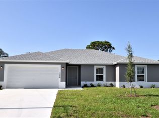 1044 SW Barbarosa Ave, Port Saint Lucie, FL 34953