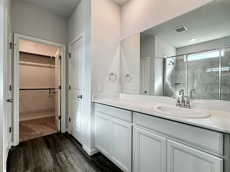 5701 Pleasanton Pkwy — Photo 24