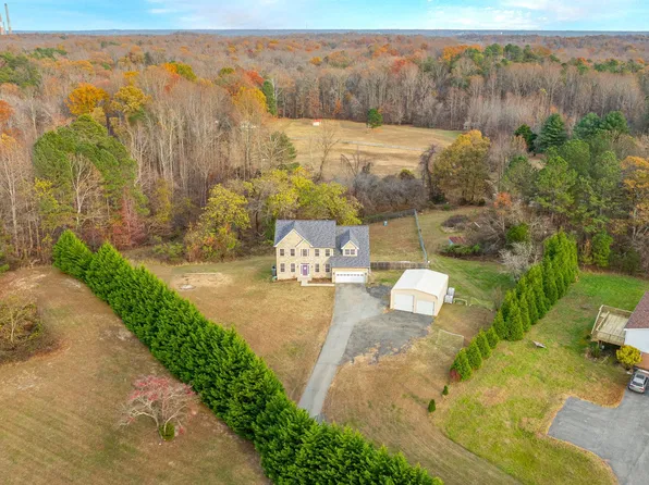 6880 Benedict Orchard Pl, Hughesville, MD 20637