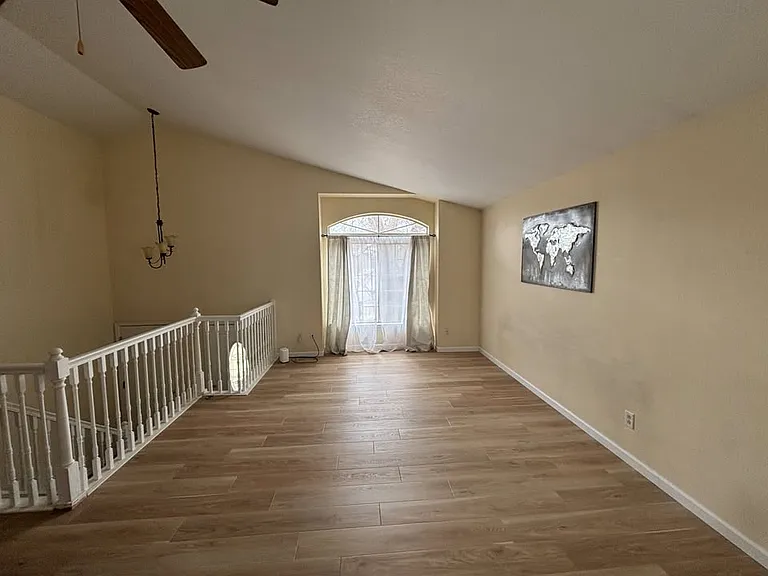 3933 W 63rd Pl — Photo 5