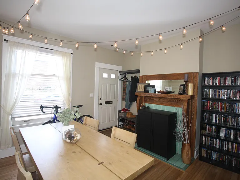 771 Summit St — Photo 10