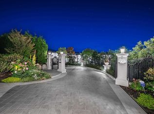 839 Eyremount Dr, West Vancouver, BC V7S2A8