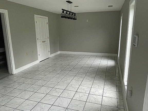2nd image of 20 Betts Rd