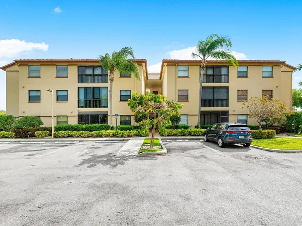 5099 Splendido Court #R, Boynton Beach, FL 33437
