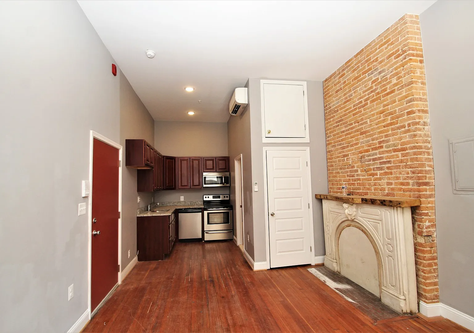 1017 Saint Paul St — Photo 1