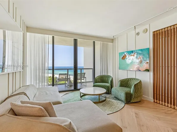 2201 Collins Ave #1019, Miami Beach, FL 33139
