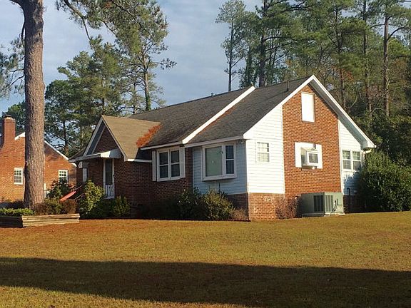 2nd image of 3738 Summerhill Ave