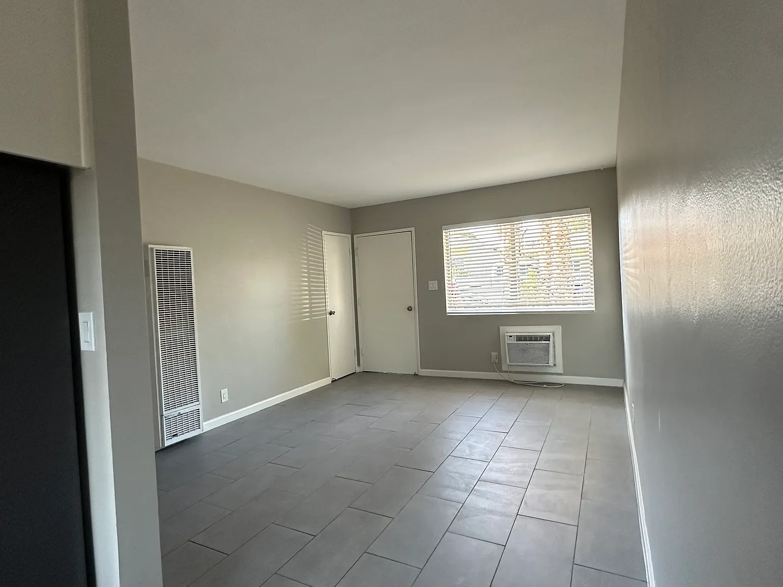 1 bed, 600 sqft, $1,600 — Photo 2