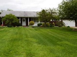 1511 Gill Hall Rd, Clairton, PA 15025