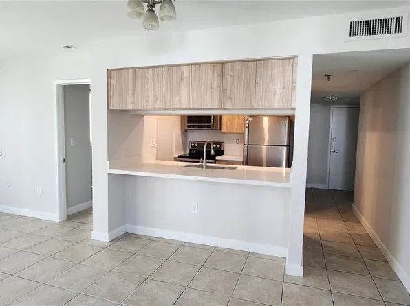 850 N Miami Ave #W-903, Miami, FL 33136