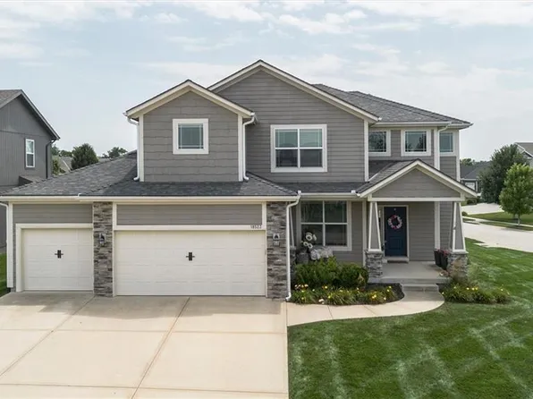 18523 W 193rd Ter, Spring Hill, KS 66083