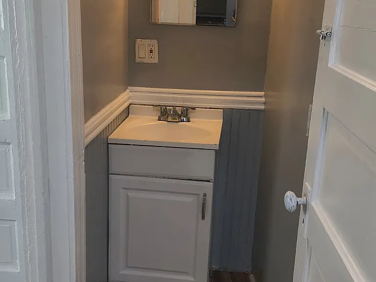 49 Lawlor St #3N — Photo 21