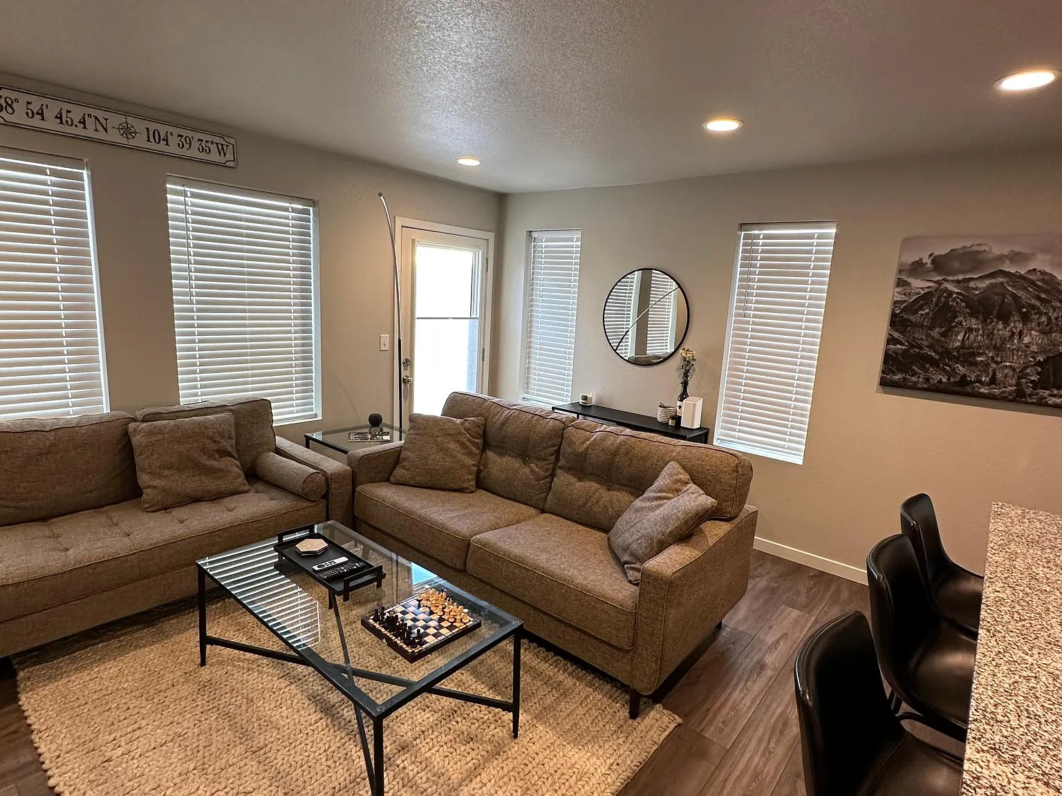 3 bed, 1750 sqft, $2,900 — Photo 3