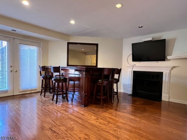 250 Ridgedale Ave APT A3