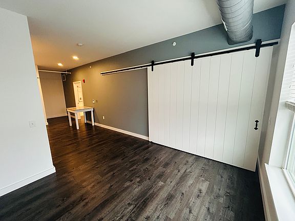 2nd image of 550 New Holland Ave #308