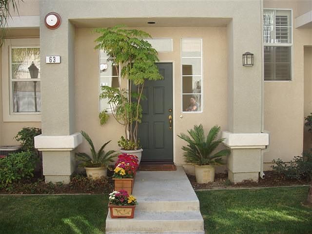 1st image of 63 W Shoshone St