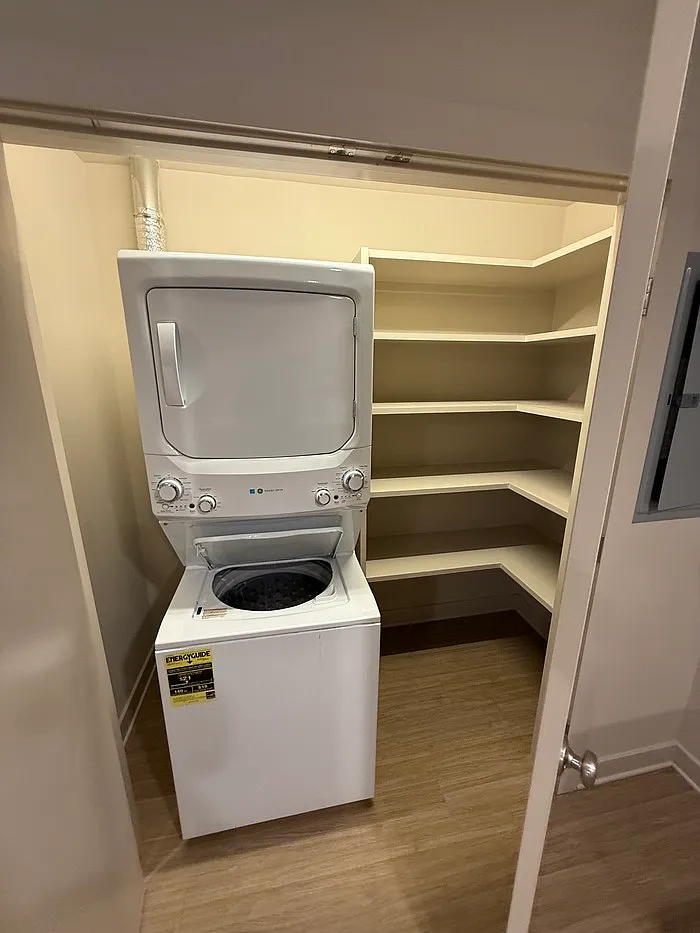 2 bed, 2.0 bath, 960 sqft, $1,450 — Photo 4
