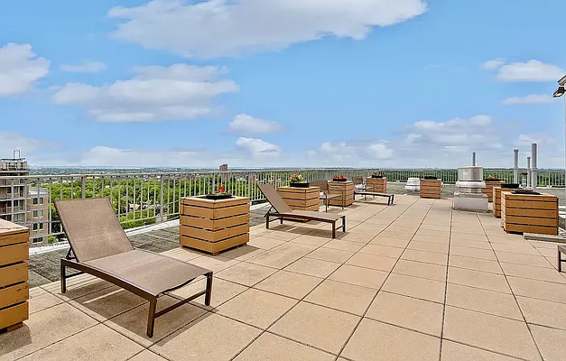 Rented by PocketBroker Inc | media 1