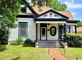 615 W Gandy St, Denison, TX 75020