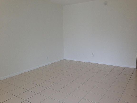 2nd image of 127 Dorchester Way #F-1270