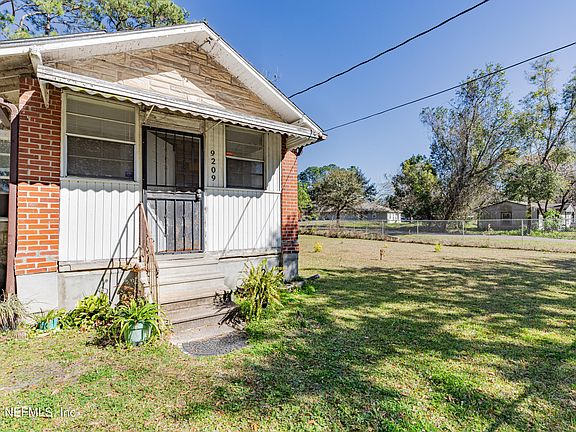 4th image of 9209 11TH Avenue
