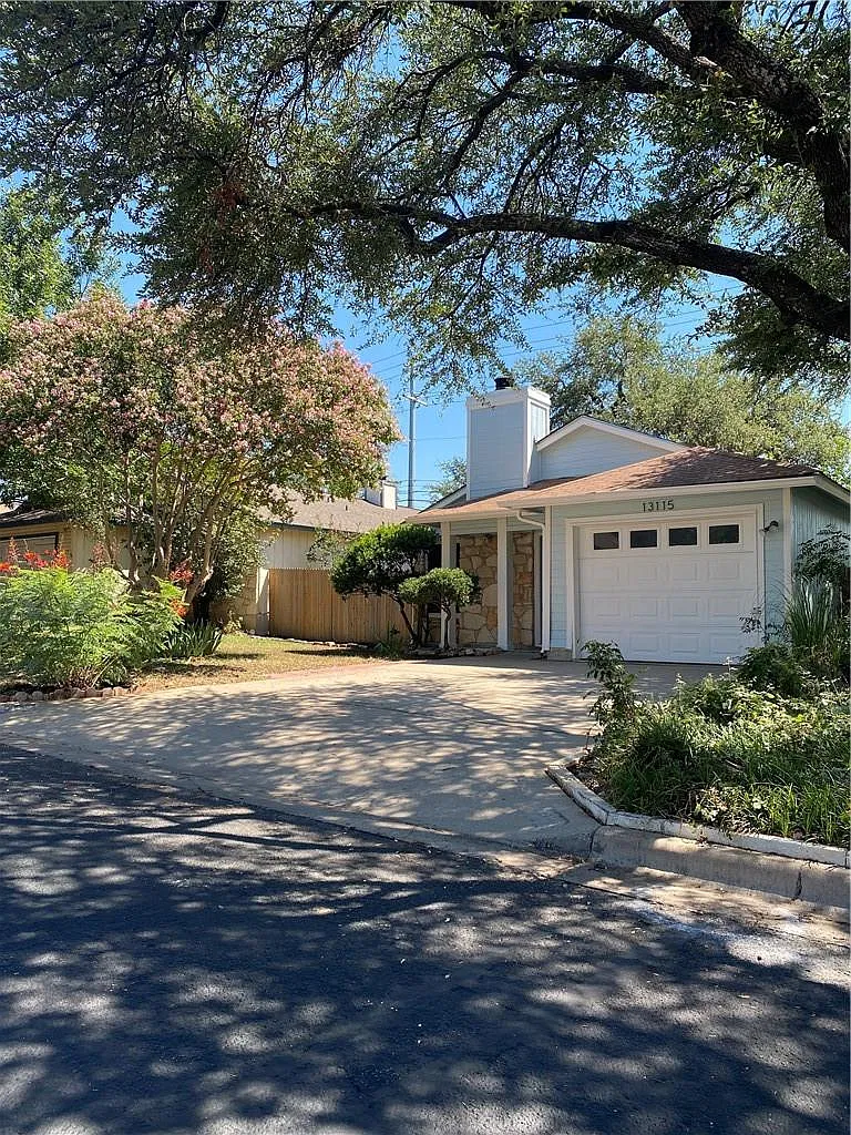 2 bed, 2.0 bath, 1023 sqft, $1,950 — Photo 1