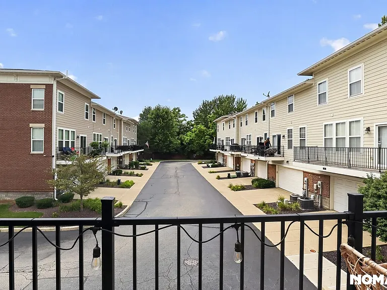 9540 Park Meridian Dr — Photo 21