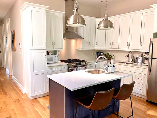 Rented by Lang Realty LLC | media 6