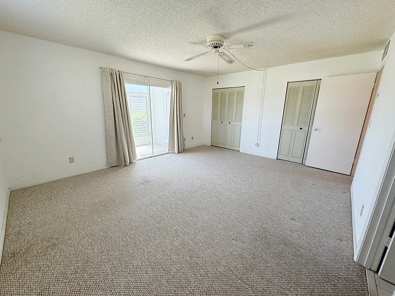 28 Pine Arbor Ln #103 — Photo 12