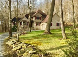 1029 Hellen Ridge Ln, Acme, PA 15610