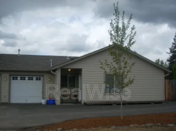 224 Henderson Ln, Grants Pass, OR 97527