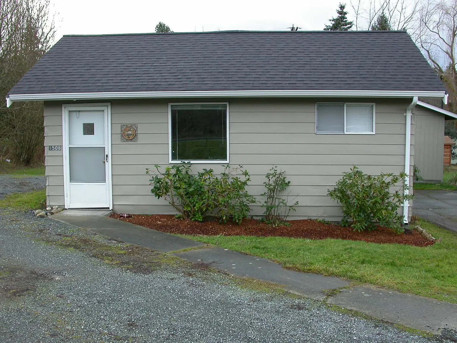 1506 Wilson Ave — Photo 1