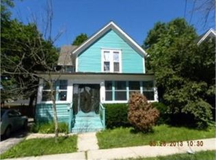 160 S Porter St, Elgin, IL 60120