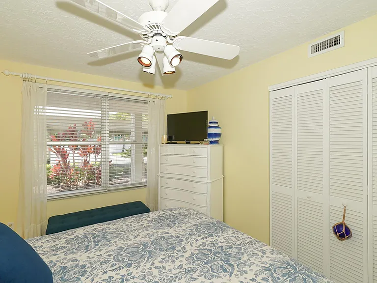 4320 Falmouth Dr #105 — Photo 20